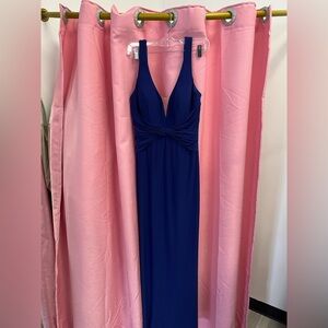 Elegant Blue Evening Gown